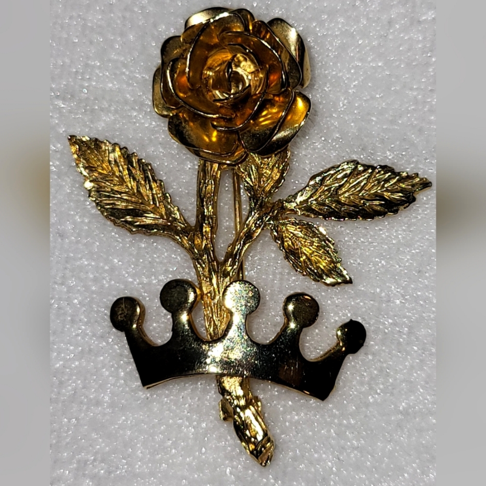 Vintage 50's Gold Plated Rose Floral Crown Brooch / Pin